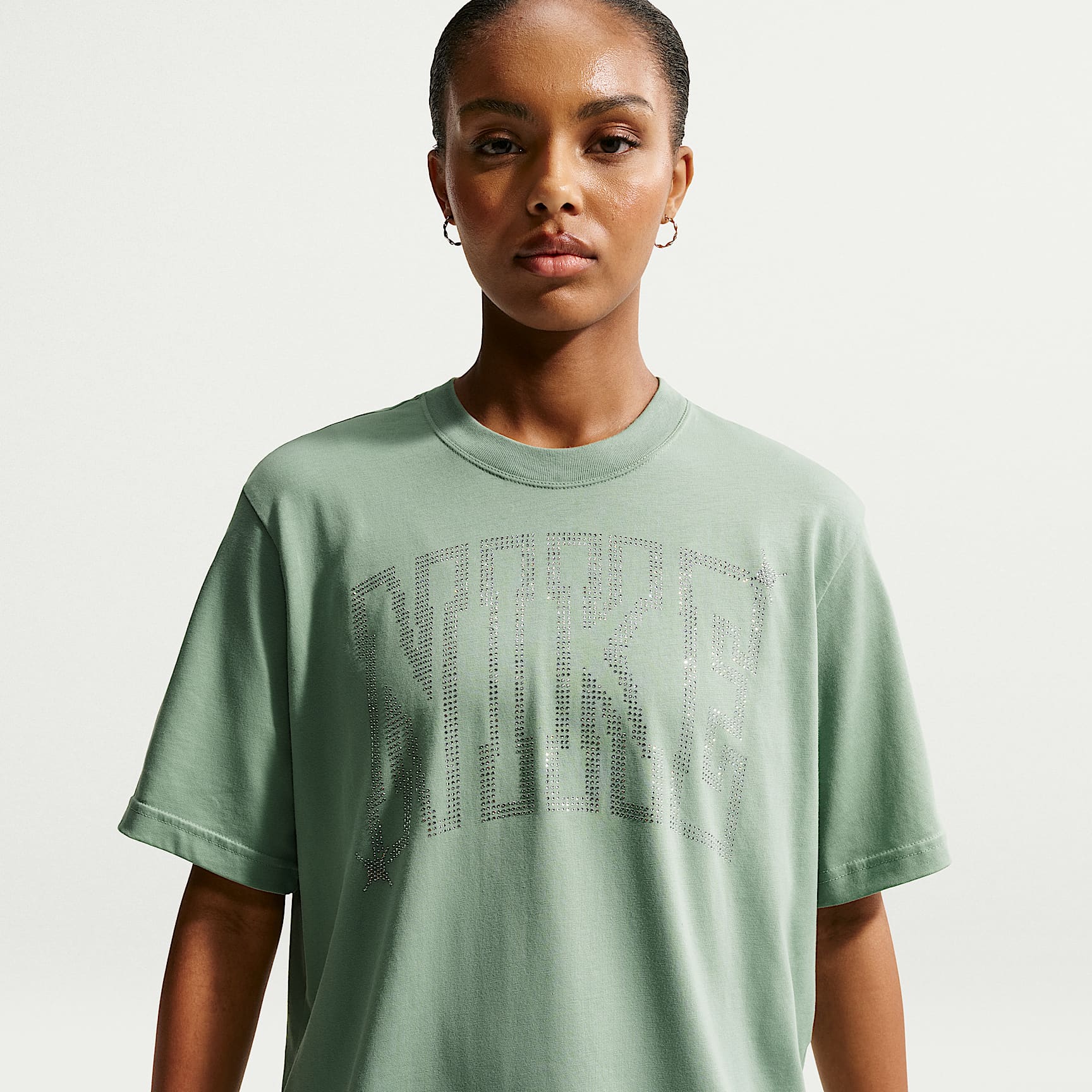 Nike Sportswear Classic Women's Loose T-Shirt. Nike.com